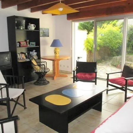 Apartmán Palais Sur - Maison Mitoyenne - Proximite Centre Et Plages Du Platin Et Du Bureau